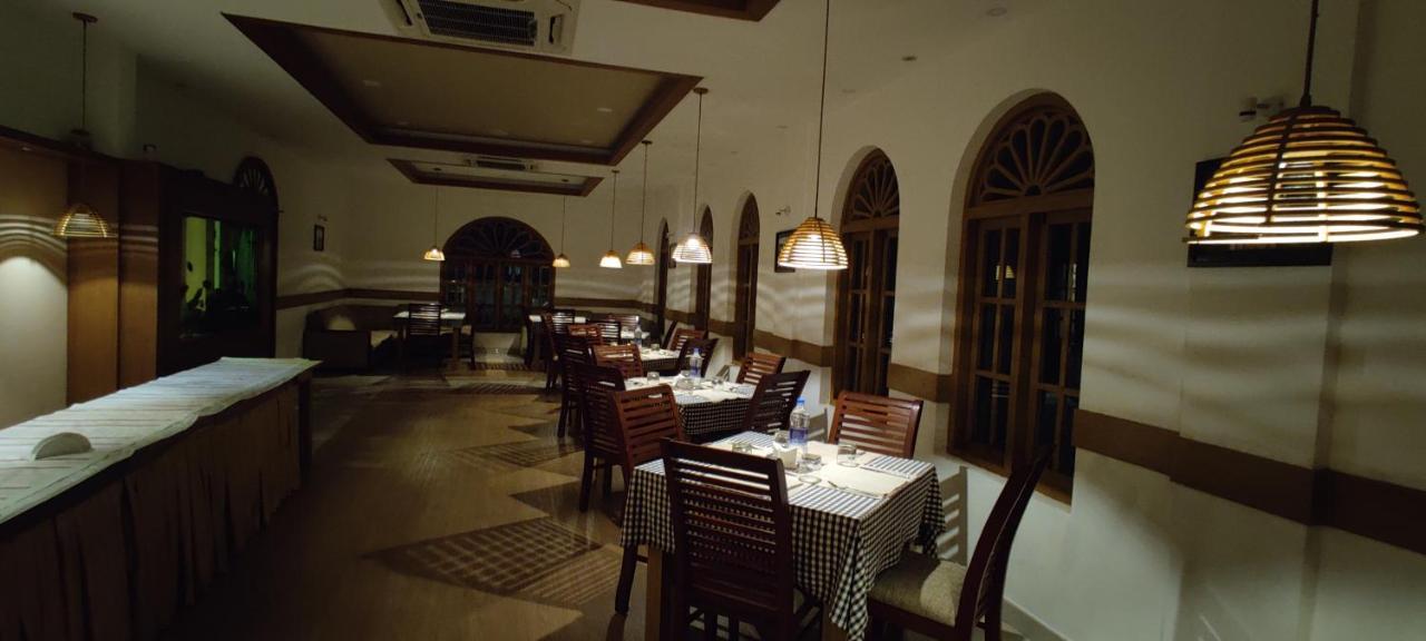 Sea View Resort-& Spa Cherai Cherai Beach Bagian luar foto