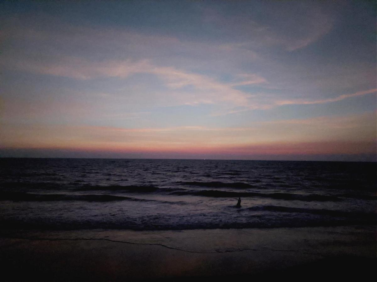 Sea View Resort-& Spa Cherai Cherai Beach Bagian luar foto